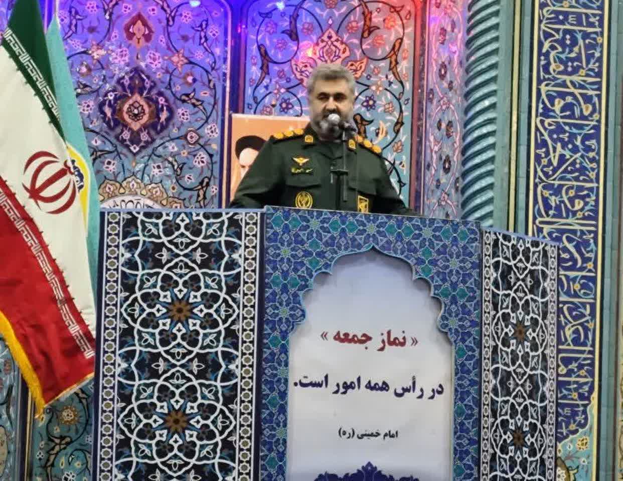 موتور محرکه پاسداران انقلاب اسلامی معنویت است