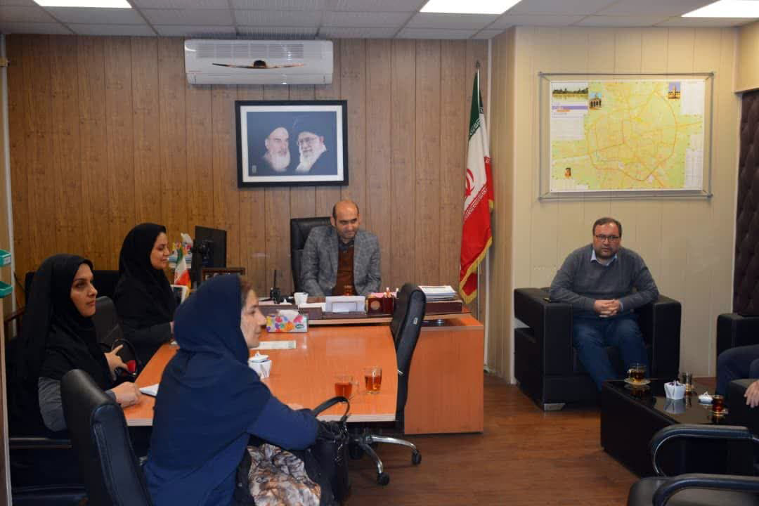 زیبا سازی شهر رشت برای نوروز 1403 از هم اکنون آغاز شود