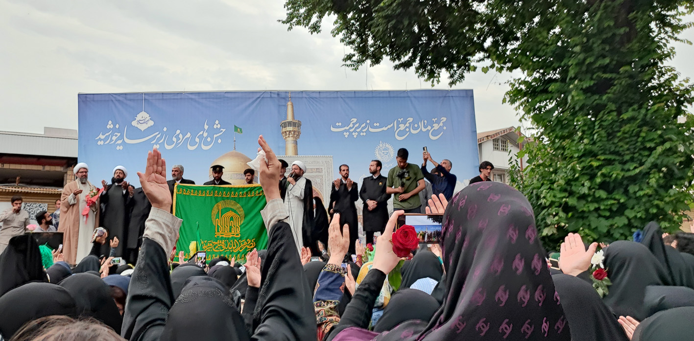 گزارش تصویری استقبال از کاروان خادمین حرم مطهر رضوی در رشت