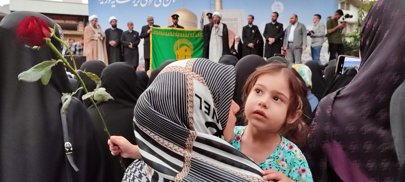 گزارش تصویری استقبال از کاروان خادمین حرم مطهر رضوی در رشت