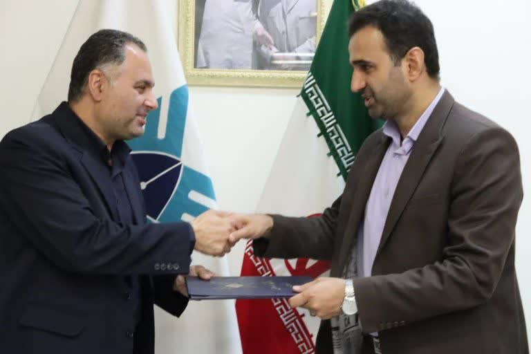 به دنبال جذب تحصیل کرده ها در صنعت هستیم/ باید ارتباط نزدیک و  تنگاتنگ  با دانشگاه داشته باشیم