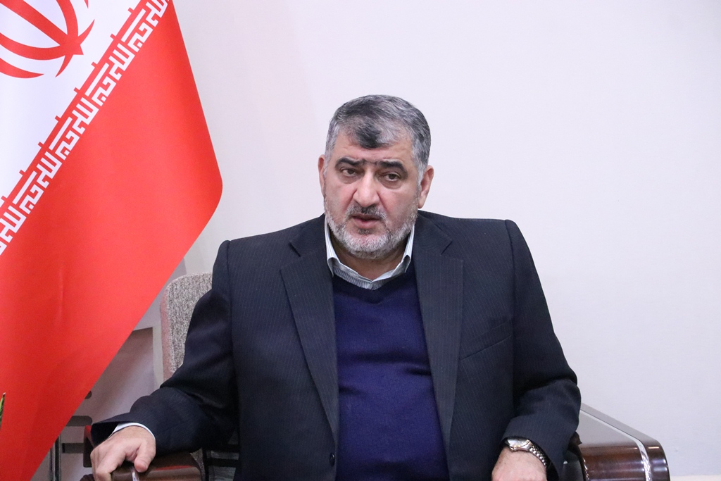 
	طرح ممنوعیت ثبت نام داوطلبان با تجربه سه دوره نمایندگی مغایر قانون اساسی است
