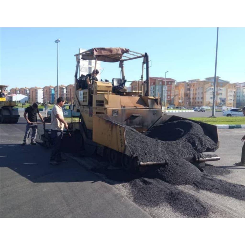 روکش آسفالت خیابان های مسکن مهر رشت