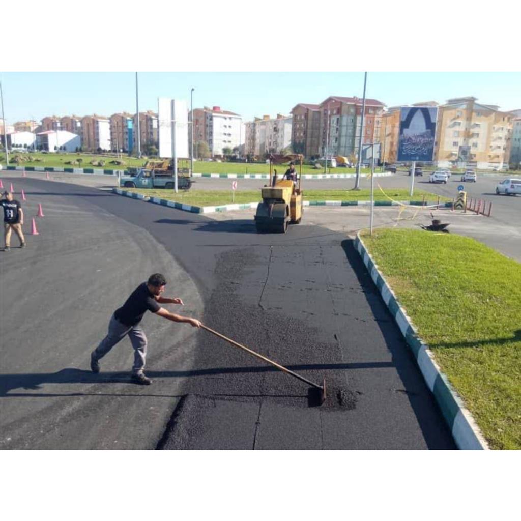 روکش آسفالت خیابان های مسکن مهر رشت