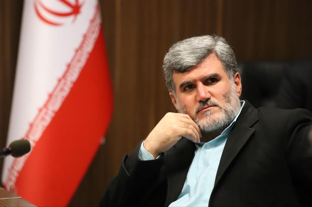«مجید عزیزی» رئیس شورای شهرستان رشت شد