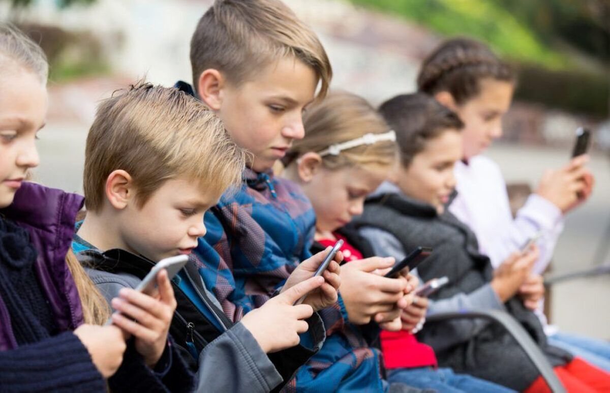 دسترسی سریع تر نسل زد و آلفا به اطلاعات نسبت به معلمانشان