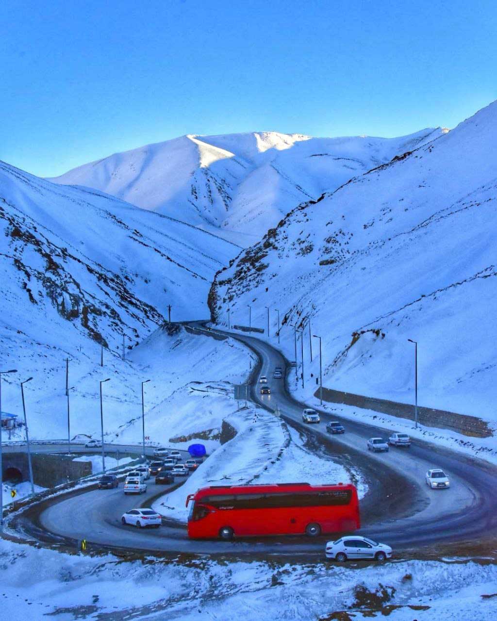 
	طبیعت زیبای زمستانی در جاده چالوس
