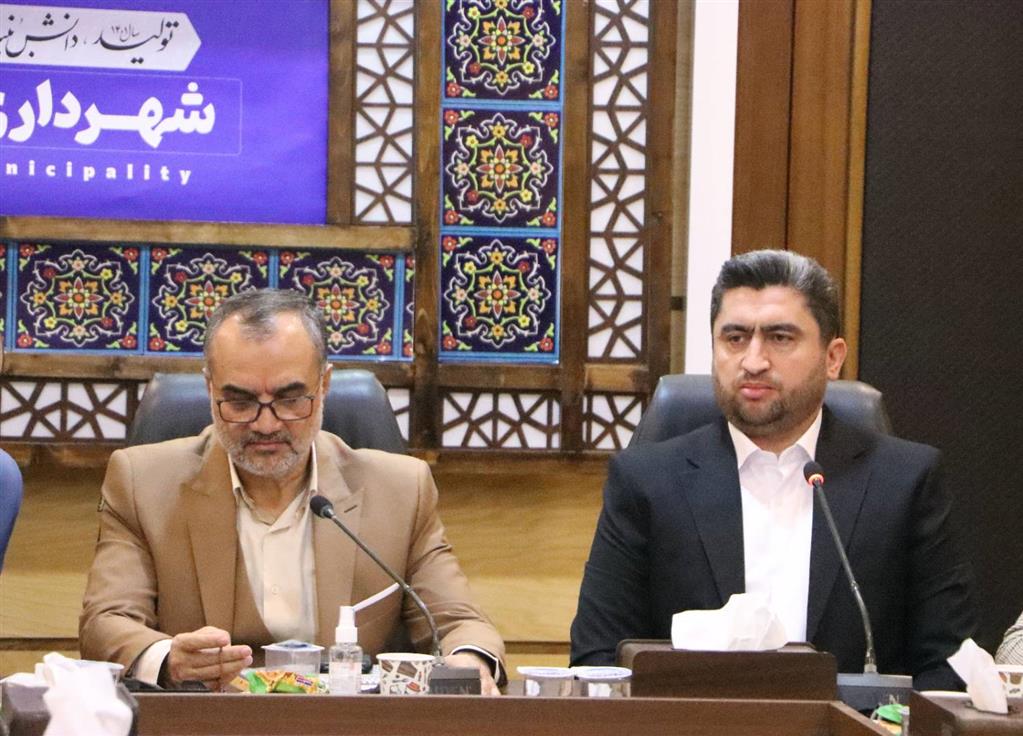 
	تنها منافع شهرمان را باید دنبال کنیم
