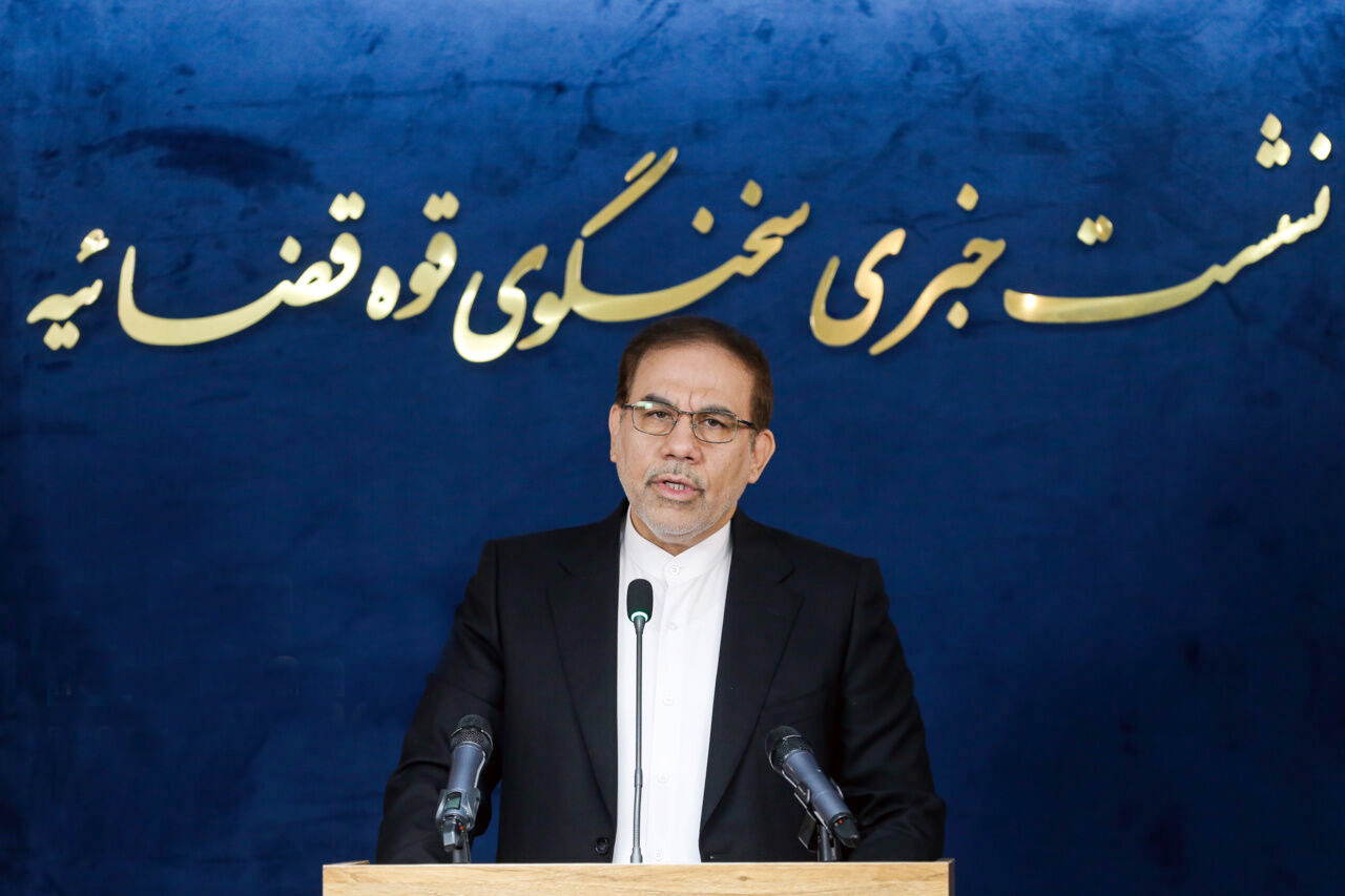  سه دولت اخیر درگیر بانک آینده بودند/ پرونده پژمان جمشیدی امکان اطلاع‌رسانی ندارد