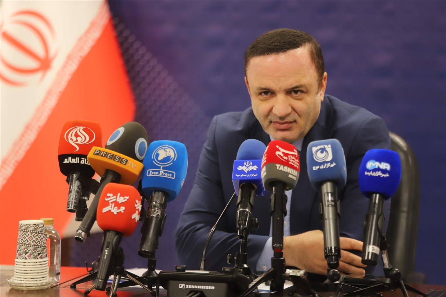 تکذیب سرمایه گذاری ۱۰۰ میلیارد دلاری امارتی‌ها در مناطق آزاد ایران