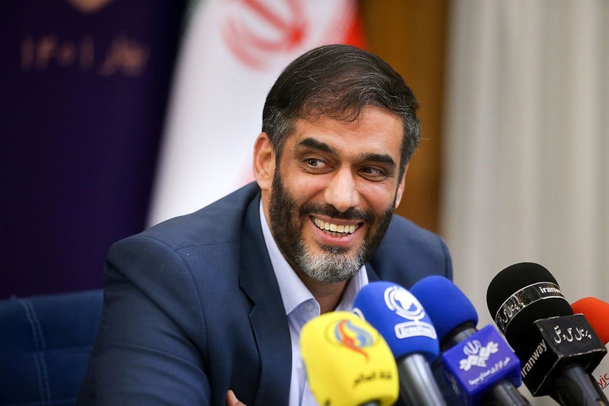 اعلام کاندیداتوری سعید محمد به سبک علی لاریجانی 