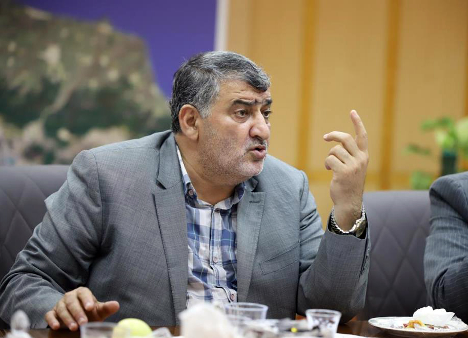 مسئولان ارشد استان پاسخگو باشند