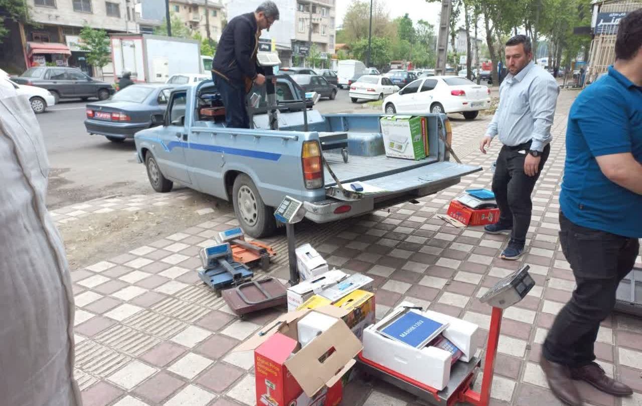 توقیف ۱۸ ترازوی غیراستاندارد در یک واحد صنفی در رشت