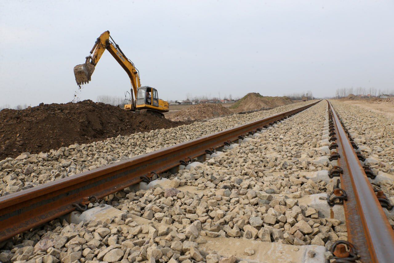 راه‌ آهن رشت آستارا در کمتر از 3سال به بهره‌ برداری می‌رسد/ تملک زمین‌ها تا پایان سال