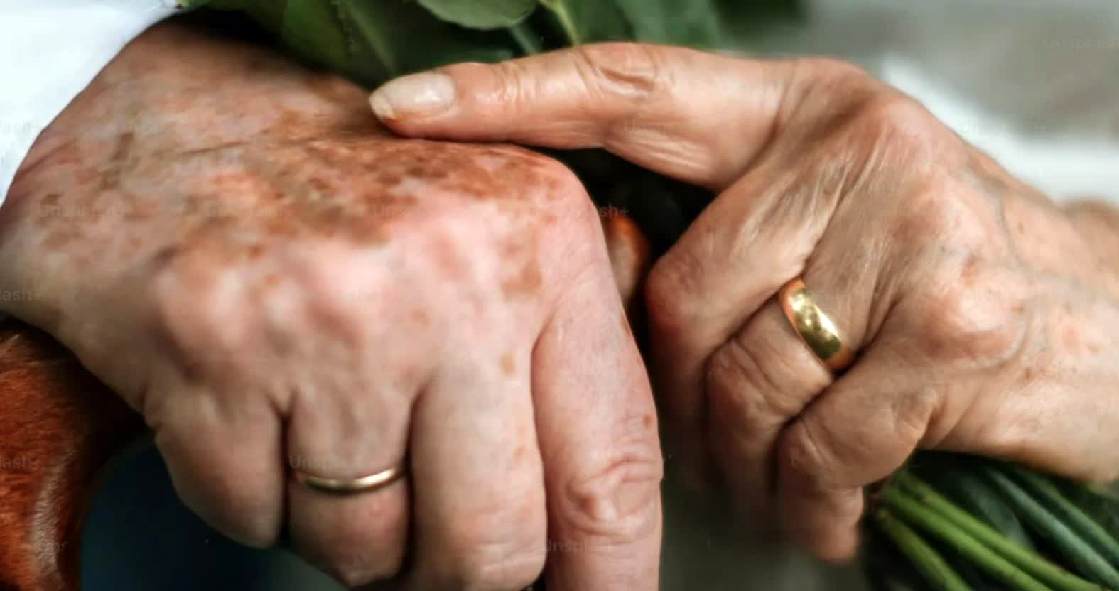 ازدواج مرد ۱۱۹ ساله با یک زن ۹۳ ساله در ایران