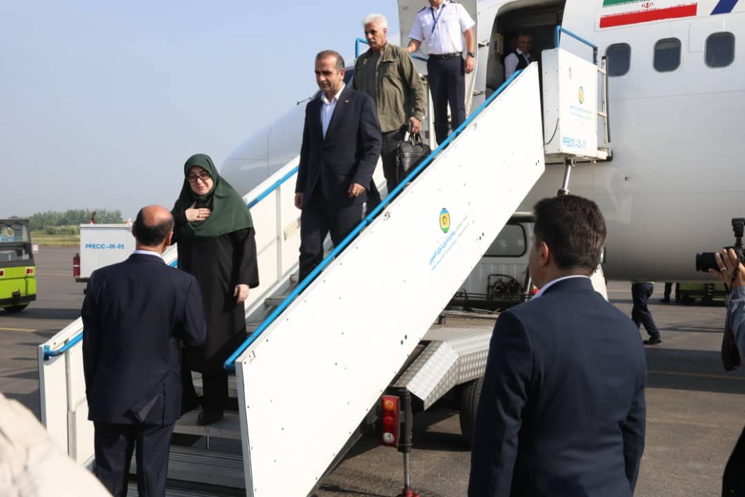 سخنگوی دولت وارد گیلان شد/ منطقه آزاد انزلی میزبان شانزدهمین نشست خبری مهاجرانی
