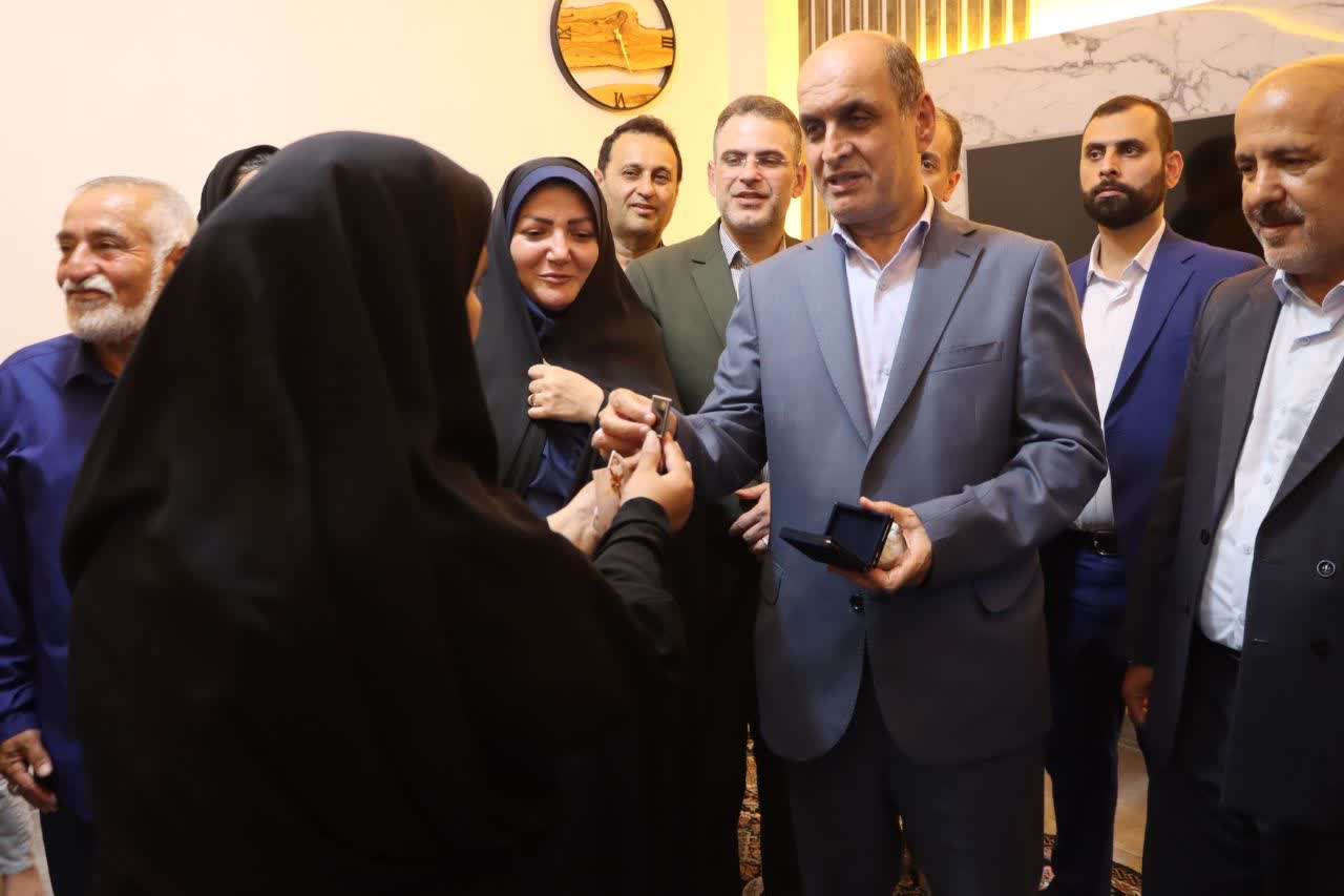 واگذاری ۱۲۶ واحد مسکن مددجویان کمیته امداد گیلان 