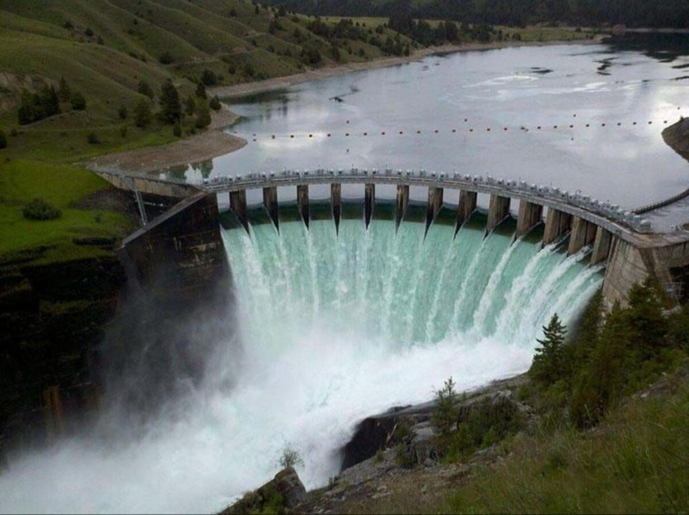 ذخیره مفید آب در نیروگاه های برق آبی کل کشور ۴۷ درصد کاهش پیدا کرد