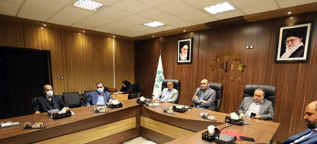 
	استفاده از ظرفیت بخش خصوصی در پیشبرد امور فرهنگی  و ورزشی شهر رشت
