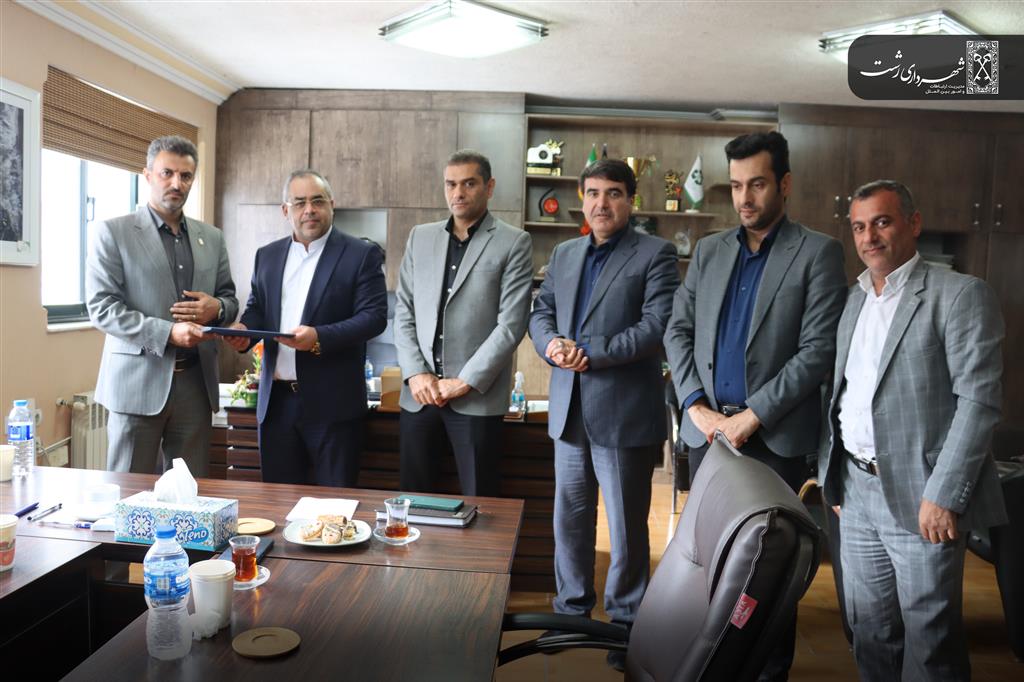 مقصودی: مدیریت پسماند تعطیل بردار نیست