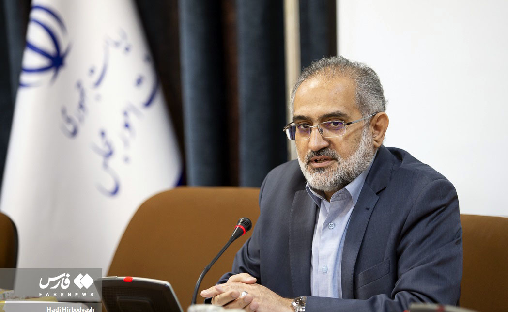  پنجشنبه‌ها عملا تعطیل است/ نمی‌دانم چه شده که عده‌ای می‌گویند شنبه تعطیل باشد