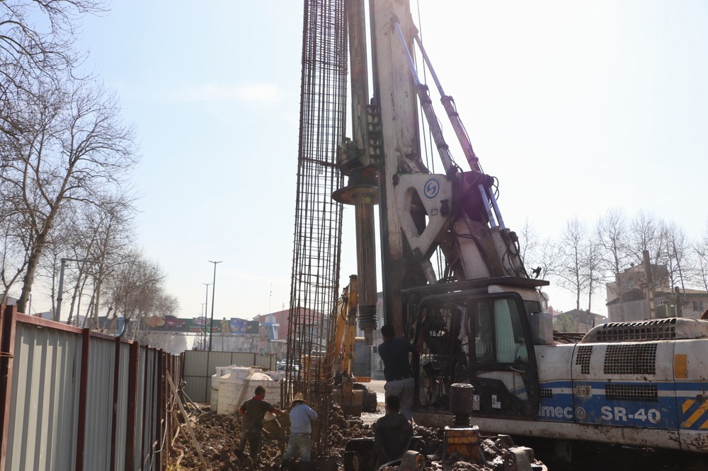 آخرین وضعیت احداث تقاطع های غیر همسطح آیت الله رودباری و شهید باهنر رشت