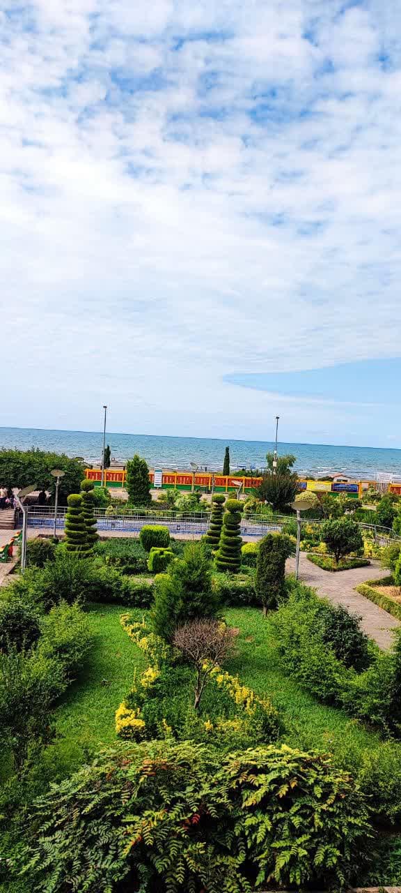 ساحل زیبای زیباکنار 