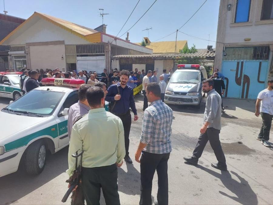  مرد ۵۵ ساله زنش را حبس و خانه را به آتش کشید