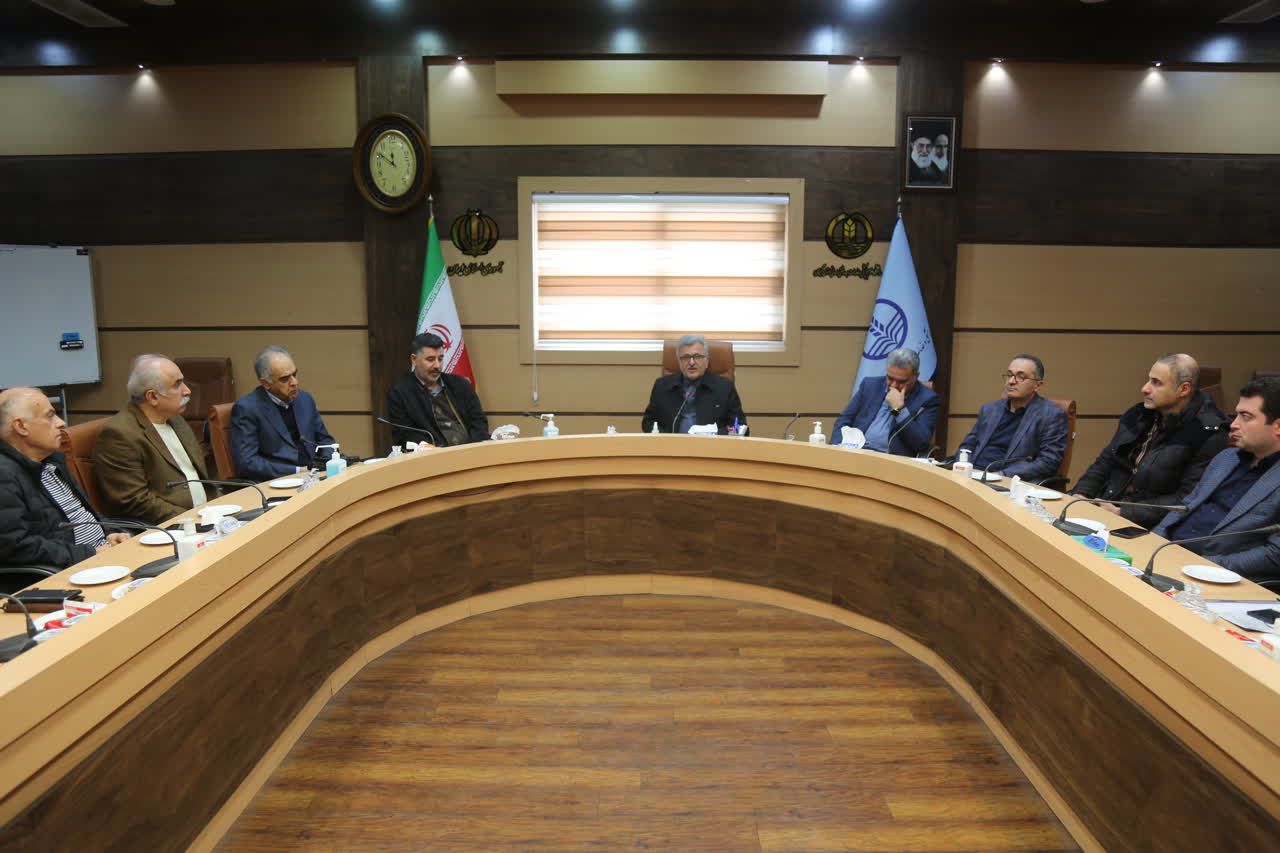 دکتر آشوبی: کادر درمان گیلان فارغ از هر نگاه سیاسی، تنها به سوگند حرفه‌ای خود عمل کرد