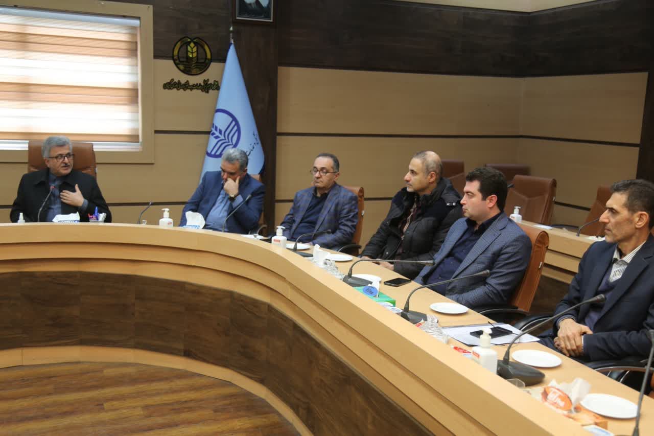 دکتر آشوبی: کادر درمان گیلان فارغ از هر نگاه سیاسی، تنها به سوگند حرفه‌ای خود عمل کرد