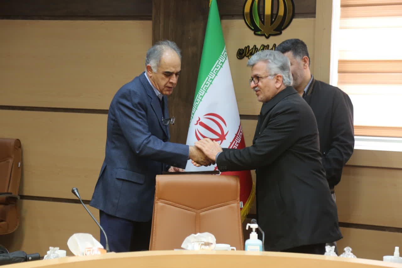 دکتر آشوبی: کادر درمان گیلان فارغ از هر نگاه سیاسی، تنها به سوگند حرفه‌ای خود عمل کرد