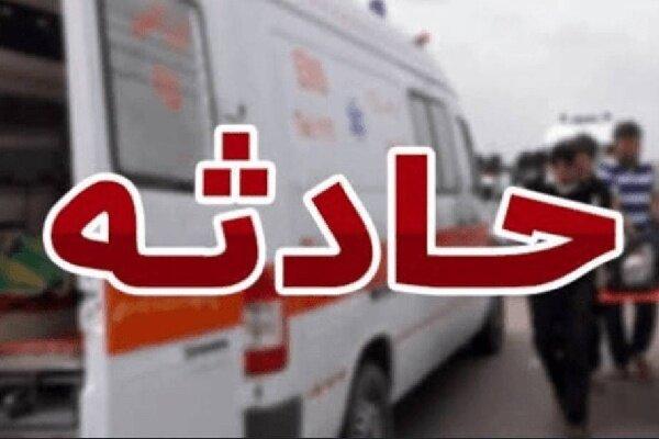 برخورد مرگبار پراید با تیر برق در رودسر؛ راننده ۷۰ ساله و سرنشین ۱۹ ساله جان باختند
