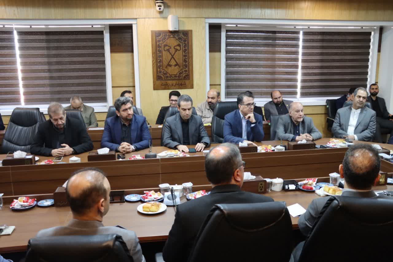  شهرداری رشت در بحران اخیر عملکرد مطلوبی ثبت کرد/ حضور به‌ موقع و خدمات‌ رسانی مؤثر