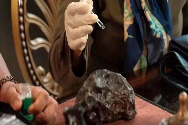 آگهی های میلیاردی برای فروشنده شهاب سنگ پس از پخش سریال «پایتخت»؛ ۲۳ کلاهبردار دستگیر شدند