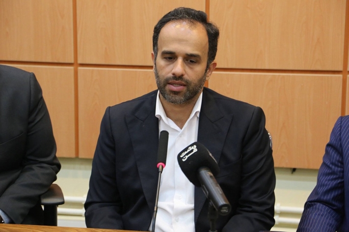 حرکت رشت به سمت حمل‌ونقل هوشمند؛ قرارداد ۲۰ اتوبوس امضا شد
