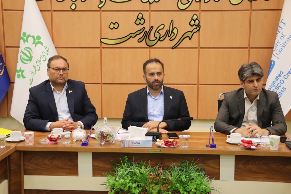  ساماندهی گاری‌های کباب و ون‌کافه‌ها با اولویت سلامت شهروندان انجام می‌شود