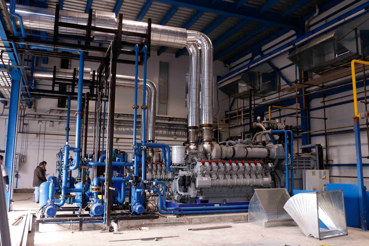 بهره برداری از نیروگاه مقیاس کوچک شهرک صنعتی صومعه‌ سرا در دهه فجر